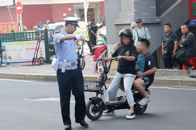 2025年买电动车要认清这5个资质上路还要带上这4大件明确了
